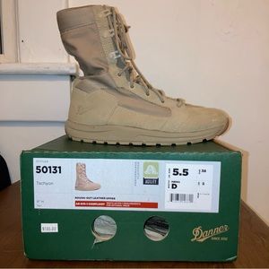 Danner Men’s 5.5/Women’s 7.5 Tachyon Tan Tactical Boots Military
